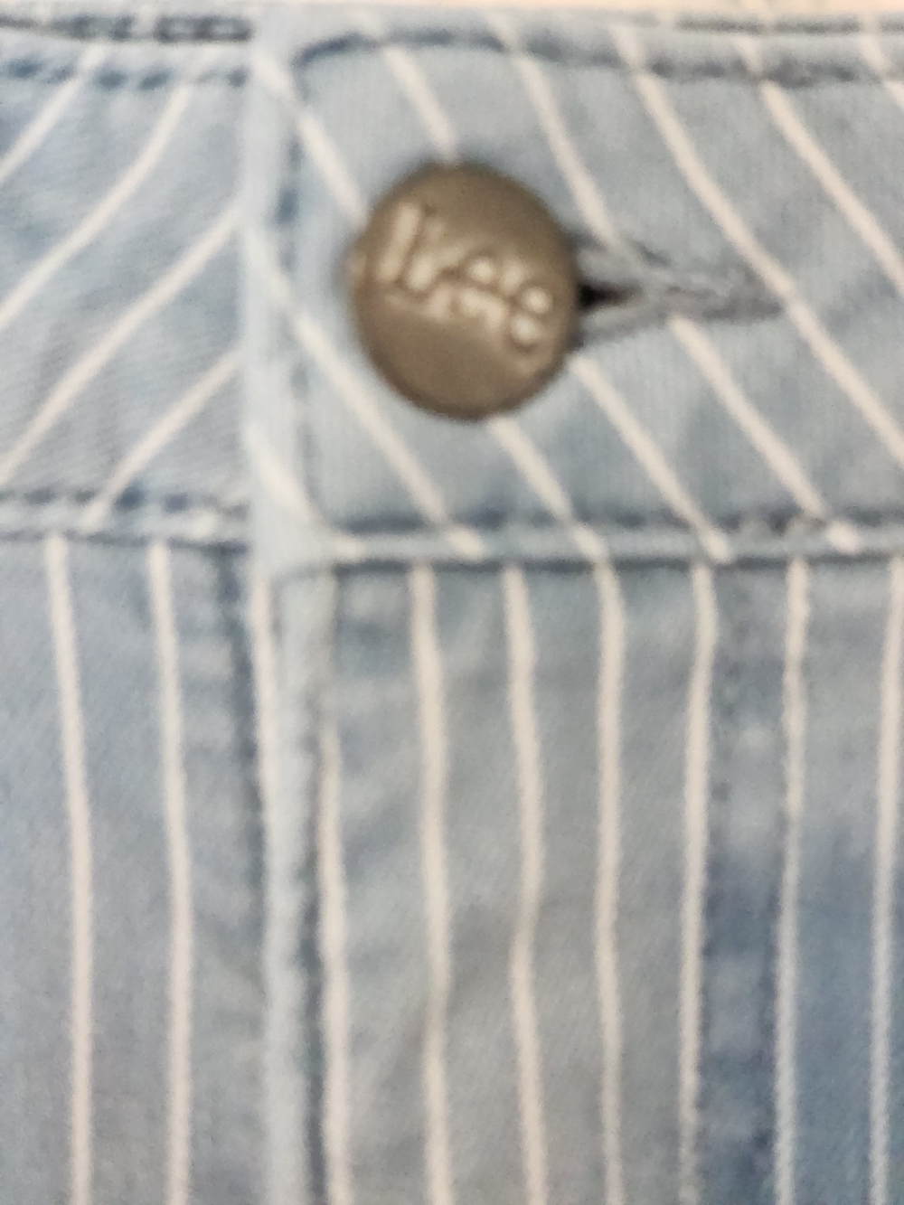 Vintage LEE Light Blue Pinstripe Jean Shorts Plus Size 20 - Picture 6 of 11